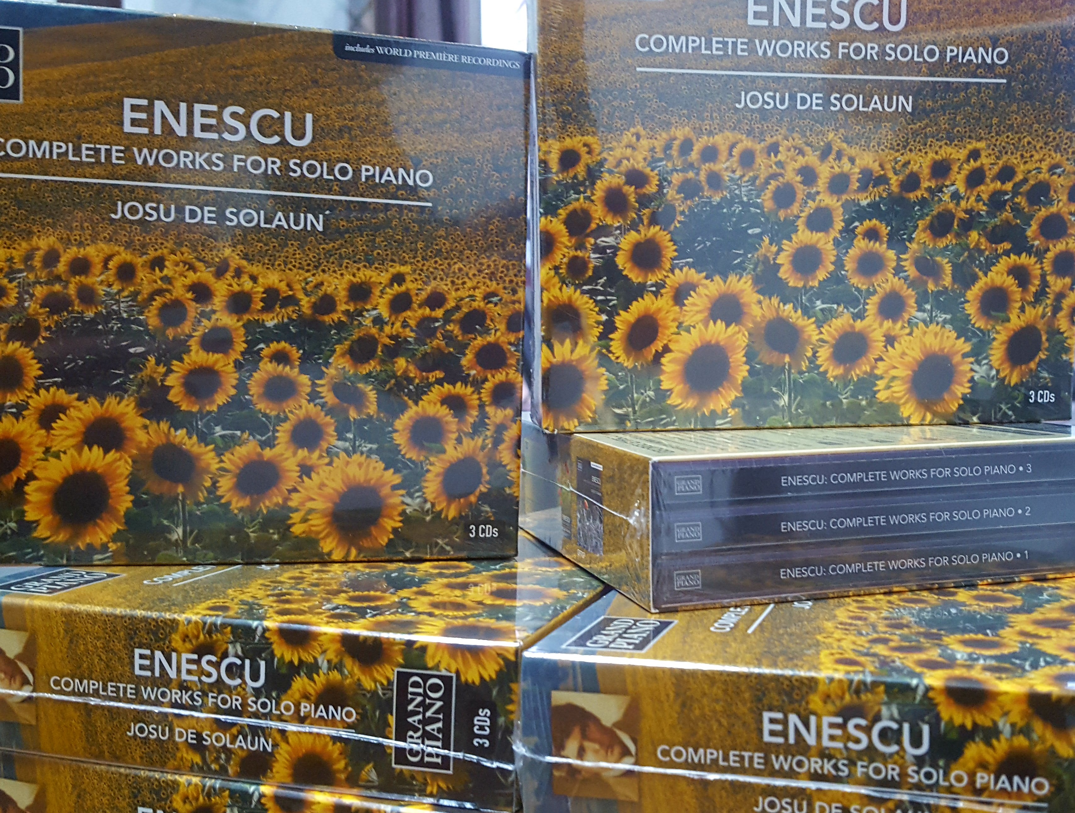 Enescu.Complete works for solo piano. Josu de Solaun