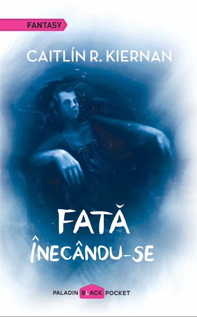 Fata inecandu-se